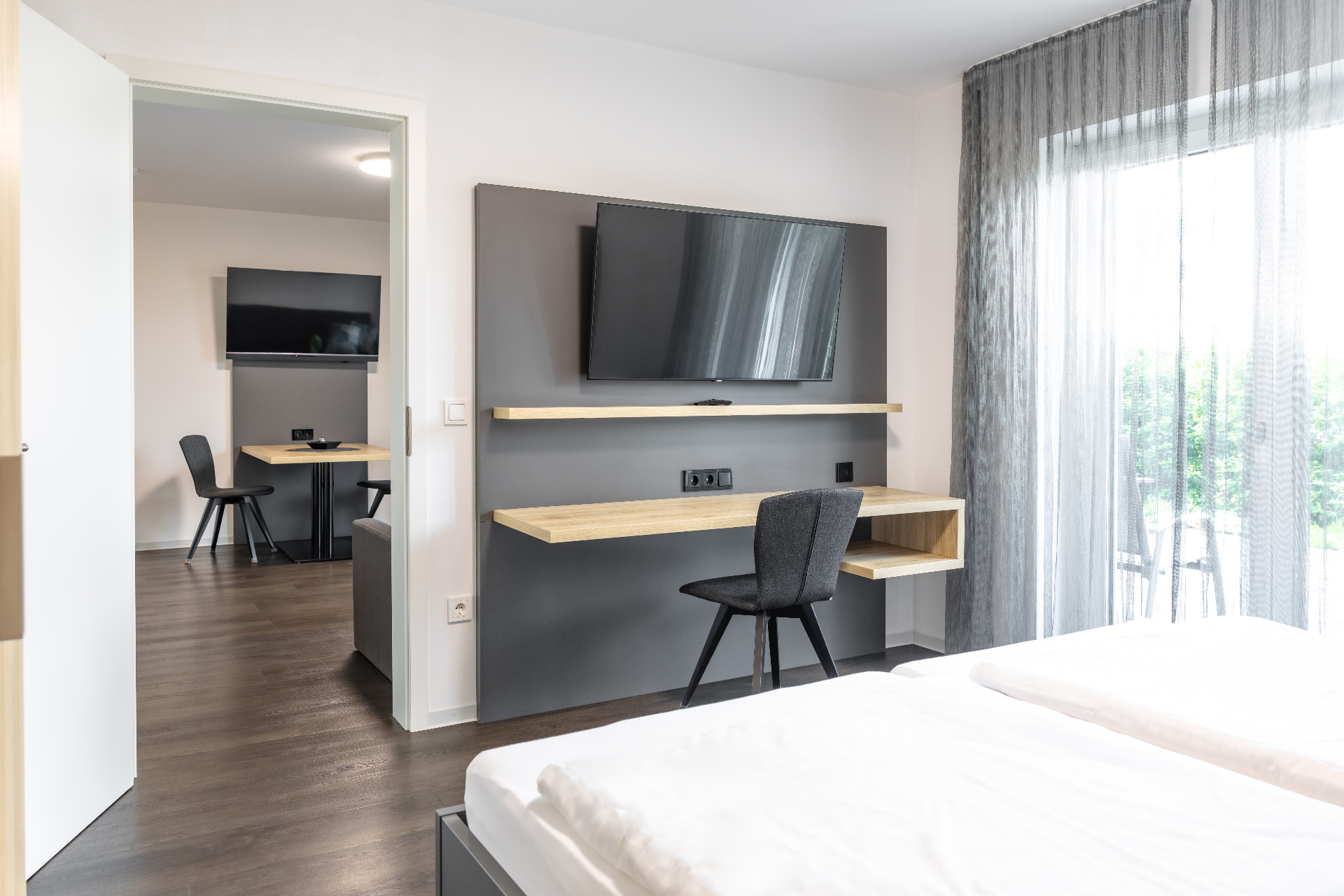 Komfort-Apartment 5, Doppelzimmer, Boardinghouse Karlsdorf-Neuthard