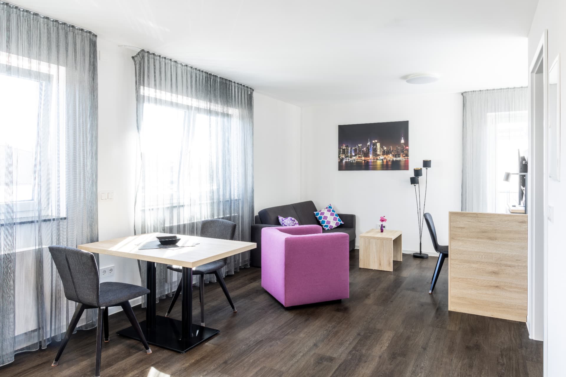 Basic+-Apartment 11, Einzelzimmer, Boardinghouse Karlsdorf-Neuthard
